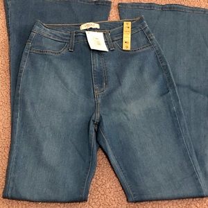 HenriGirl Hi-Rise Bell Bottom Jeans Size 9
